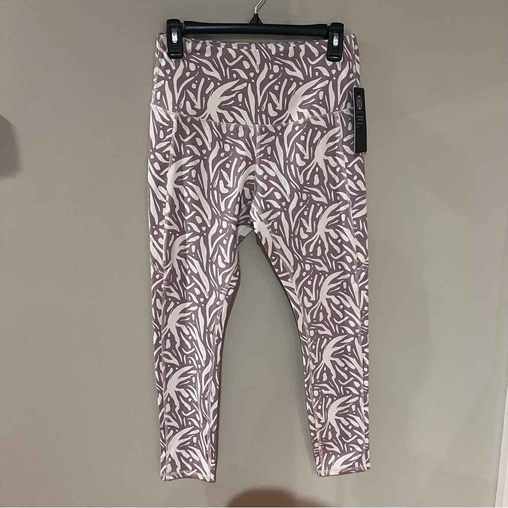 Move Theology Pattern Leggings NWT